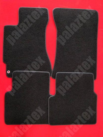 siyah subaru forester 2002-2008 velur halı paspas