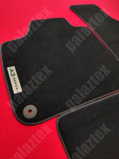 metal logolu audi a3 8p siyah velur halı paspas