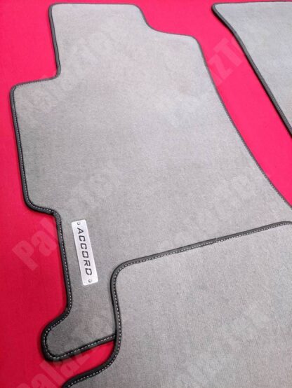 metal accord logolu gri halı paspas seti