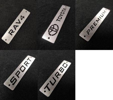 toyota rav4 metal paspas logosu