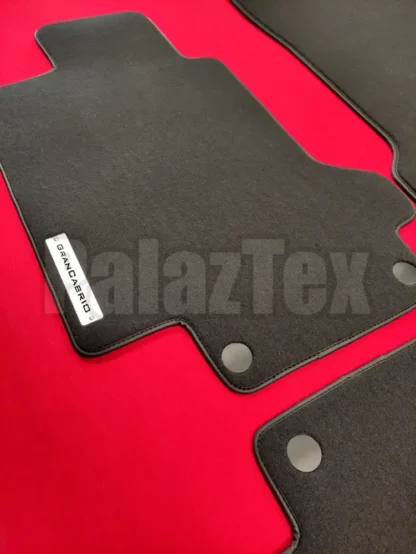 maserati grancabrio logolu halı paspas